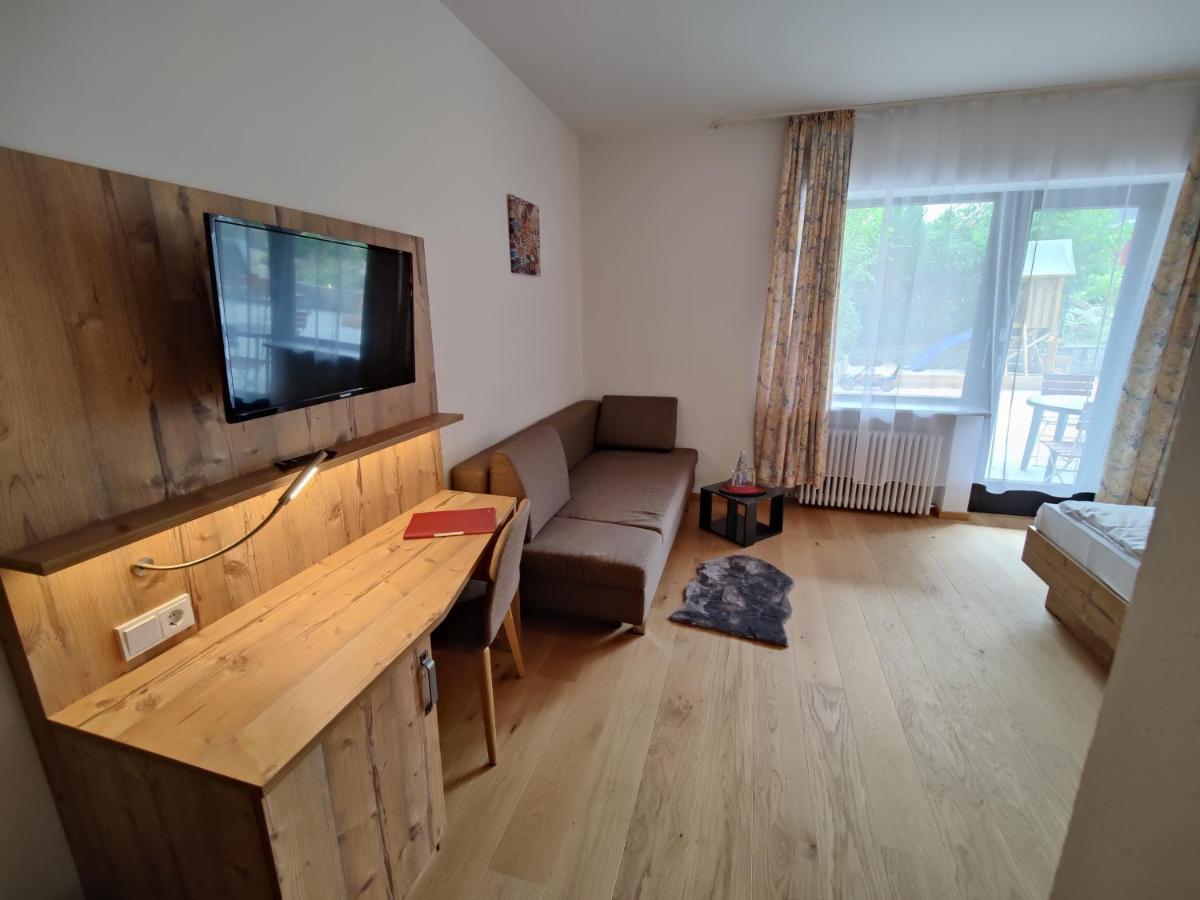 Ferien Vom Ich, Bayerischer Wald, Hotel & Restaurant Neukirchen  Buitenkant foto