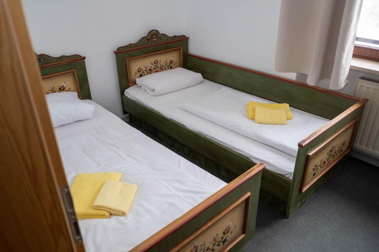 Ferien Vom Ich, Bayerischer Wald, Hotel & Restaurant Neukirchen  Buitenkant foto