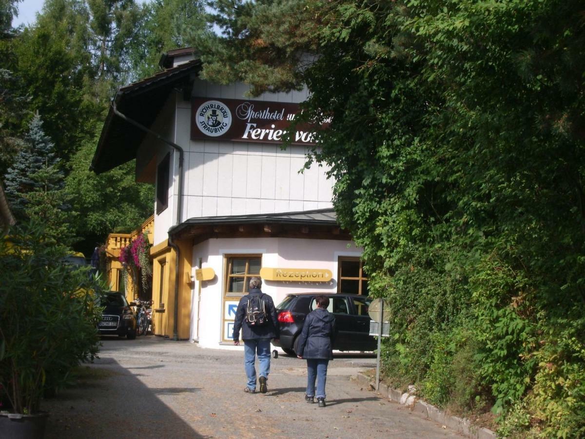 Ferien Vom Ich, Bayerischer Wald, Hotel & Restaurant Neukirchen  Buitenkant foto